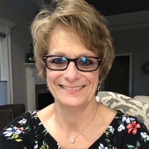 Meet your Posher, Linda